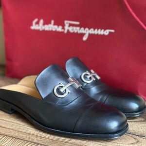 Salvatore Ferragamo Gancini Bloafers Black Men Size 9